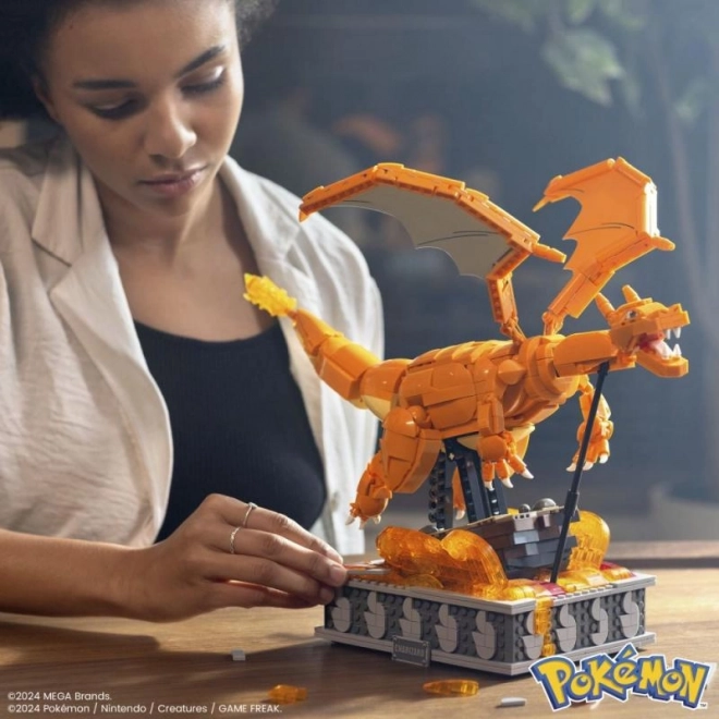 Konstruktivní sada Mega Pokémon Mechanický Charizard