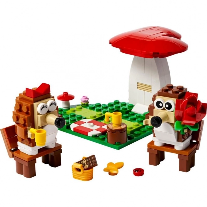 Lego Iconic ježčí romantický piknik