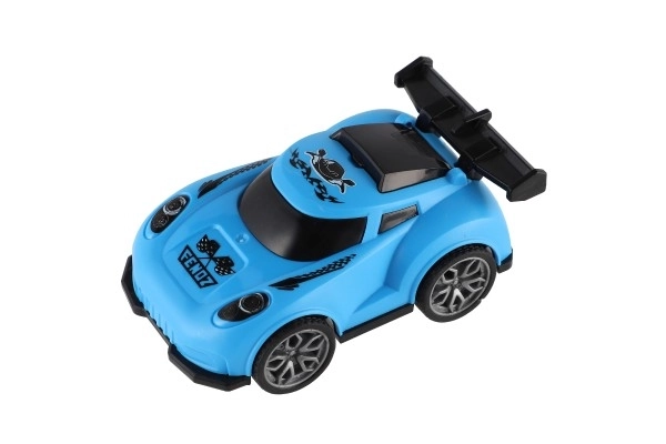 Závodní driftovací auto na zpětné natažení
