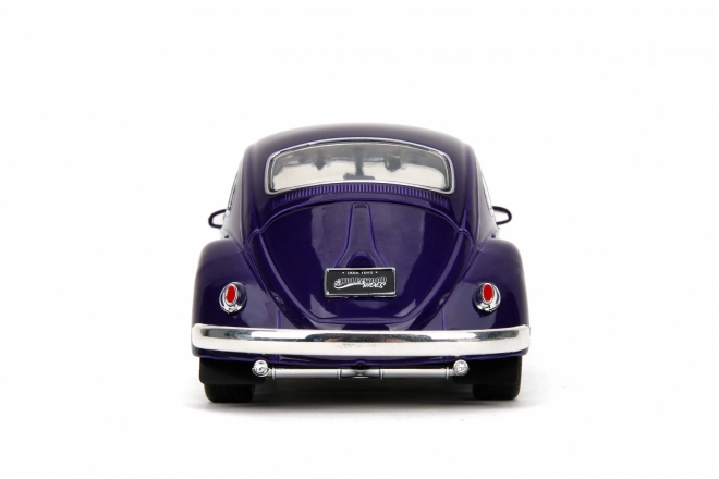 Wednesday auto 1972 VW Beetle 1:24 a figurka Wednesday