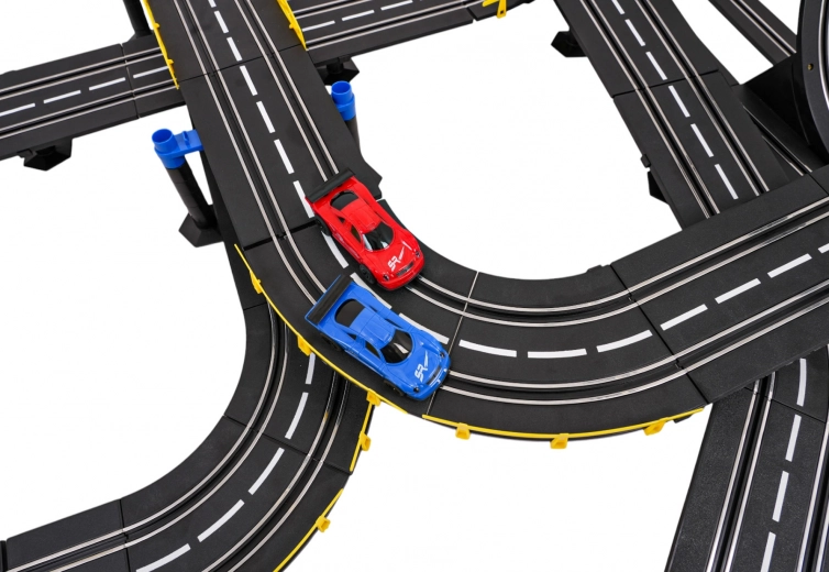 Dva R/C vozy a duální ovládání