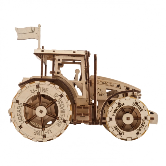 Ugears 3D dřevěné mechanické puzzle Traktor vítězí