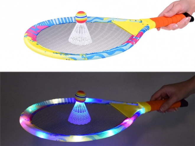Svítící badmintonové rakety pro zábavu