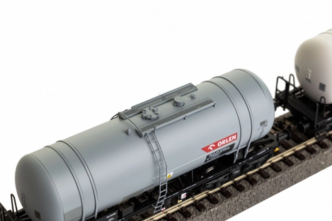 Sada 2 cisternových vozů 406Ra Orlen VI PKP