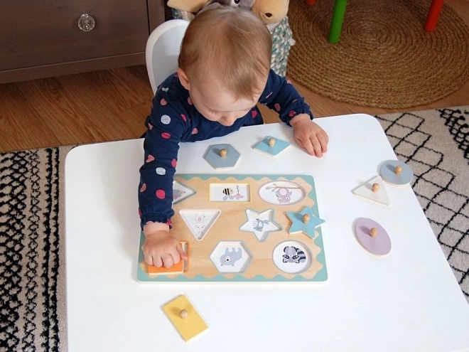 Puzzle s úchyty tvarů