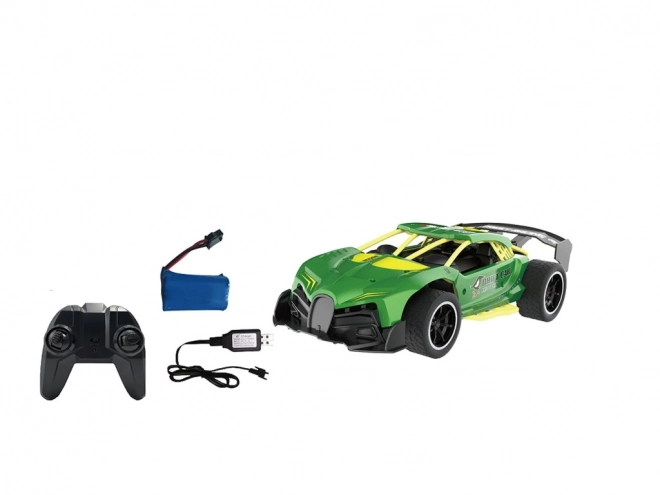 RC auto se zvukovými a kouřovými efekty