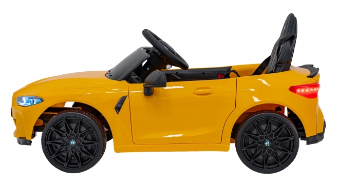 BMW M4 Vehicul Alb – Žluté