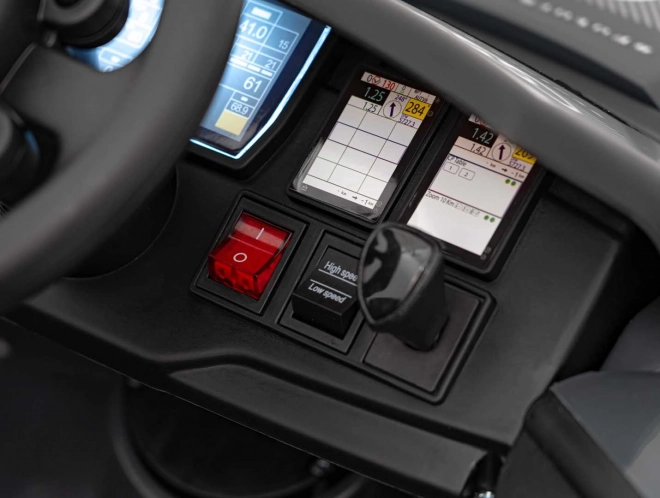 Audi RSQ E-TRON vozidlo Šedá