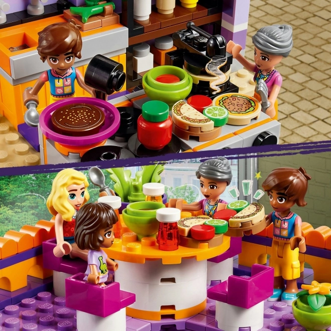 Jídelna v Heartlake LEGO Přátelé