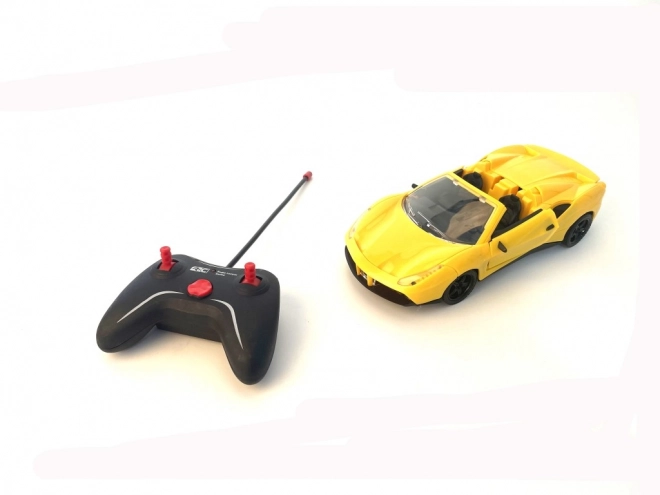 RC sportovní auto v měřítku 1:18