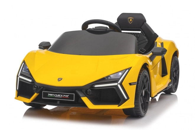 Auto Lamborghini Revuelto žluté