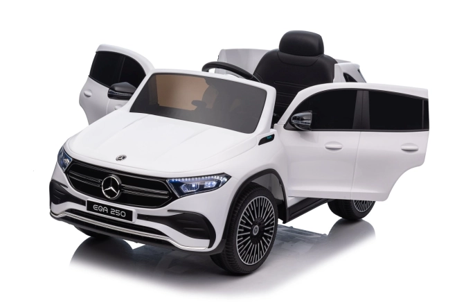 Elektrické auto Mercedes Benz EQA 250 bílé