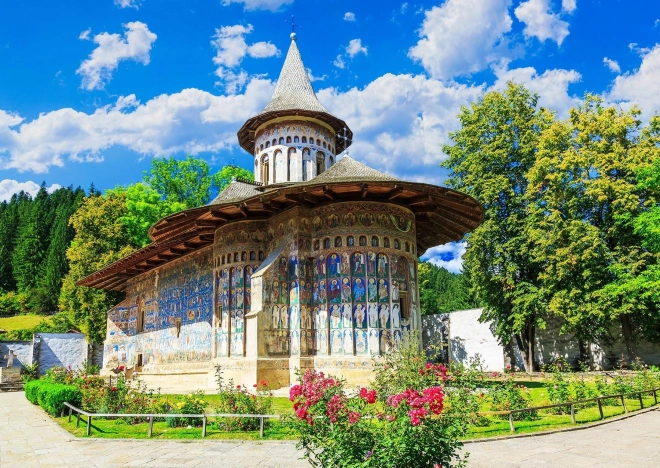 Puzzle Klášter Voroneț 1000 dílků
