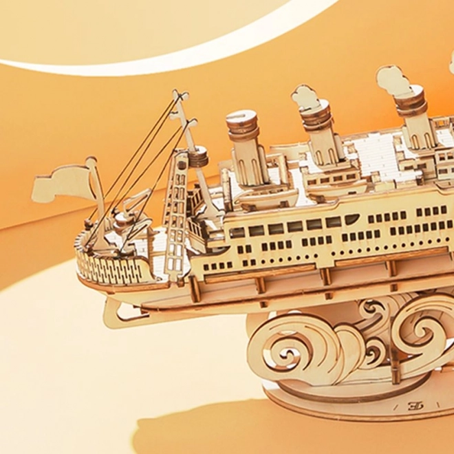 RoboTime dřevěné 3D puzzle Zaoceánský parník