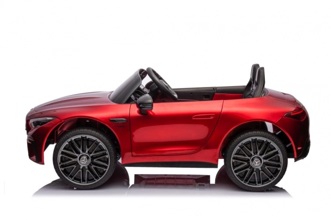 Mercedes AMG SL63 červeně lakované auto na baterie