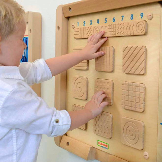 Masterkidz senzorická nástěnná tabule rozpoznání faktury povrchu