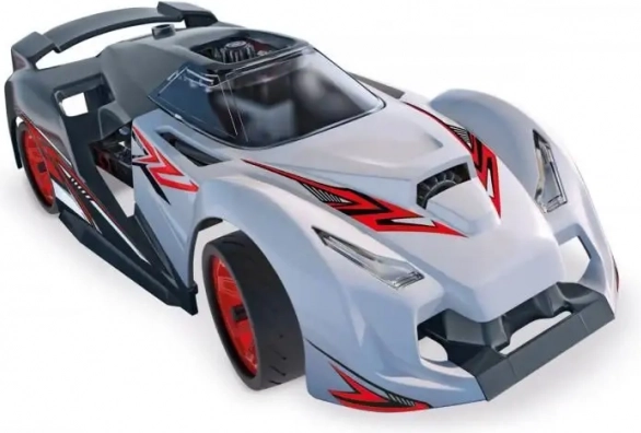 Stavba závodního auta s realistickými mechanismy