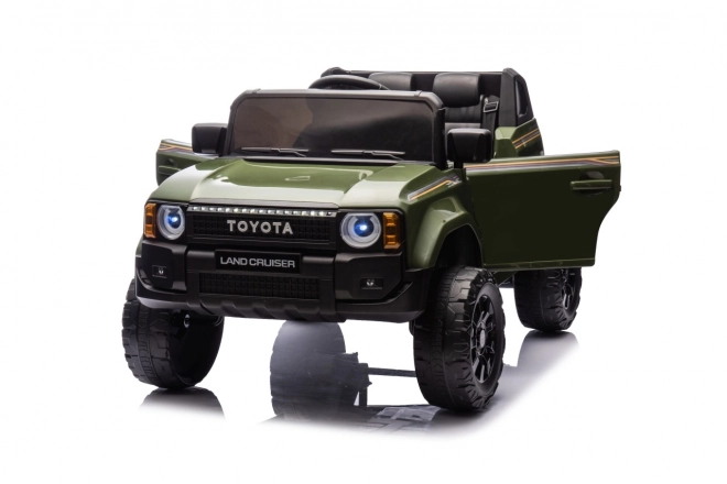Elektrický vůz Toyota Land Cruiser Prado zelený