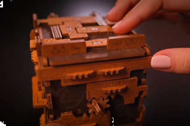 Dřevěné puzzle box úniková hra 149 dílků