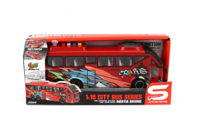 Červený autobus v měřítku 1:16