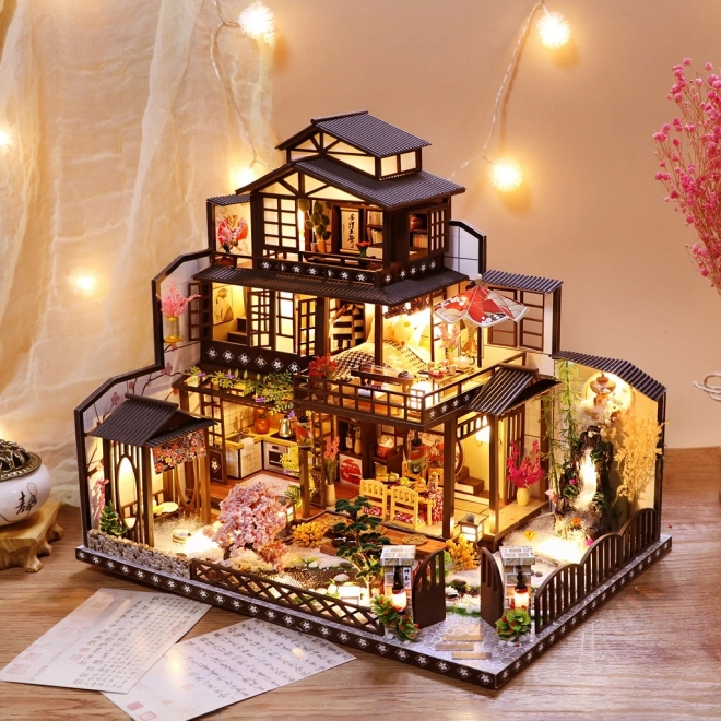 Miniatura domečku Honosná Sakurová Vila