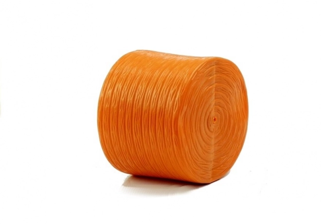 Velký zemědělský traktor s balírnou