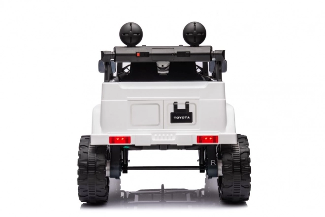 Toyota FJ White 4x4 Baterie Auto