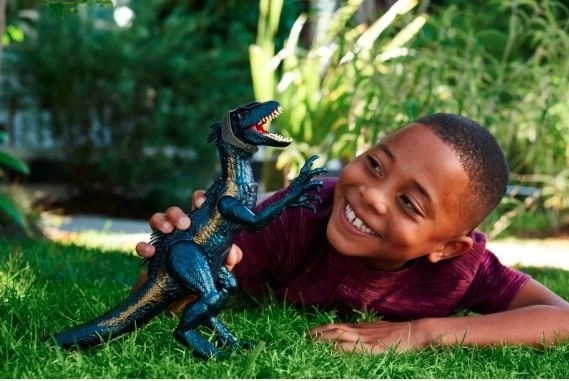 Útočící Indoraptor se Zvuky