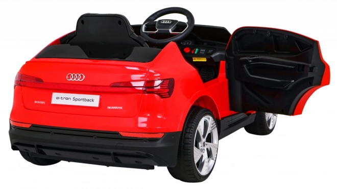 Audi E-Tron Sportback pentru copii + Pilot + tracțiune 4x4 + pornire lentă + radio MP3 + LED – Červená