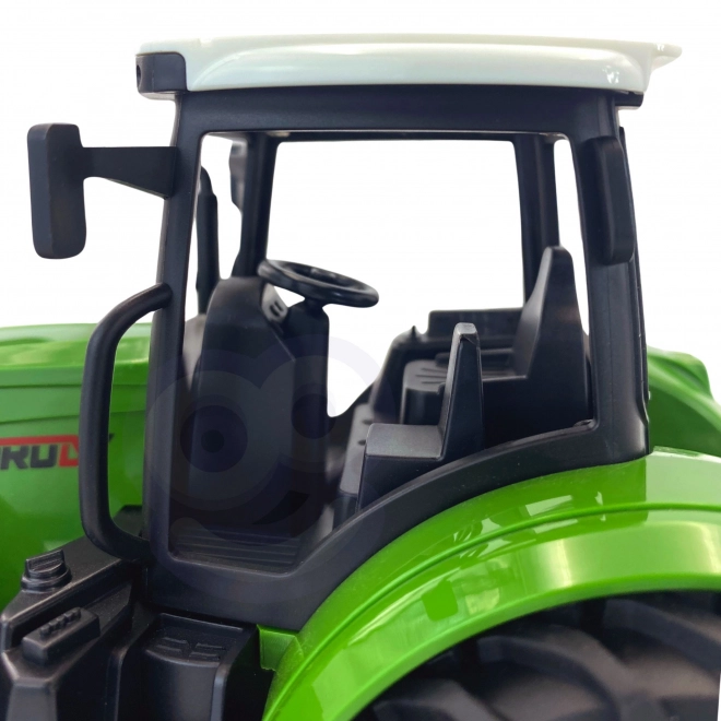 Woopie zelený traktor s gumovými koly