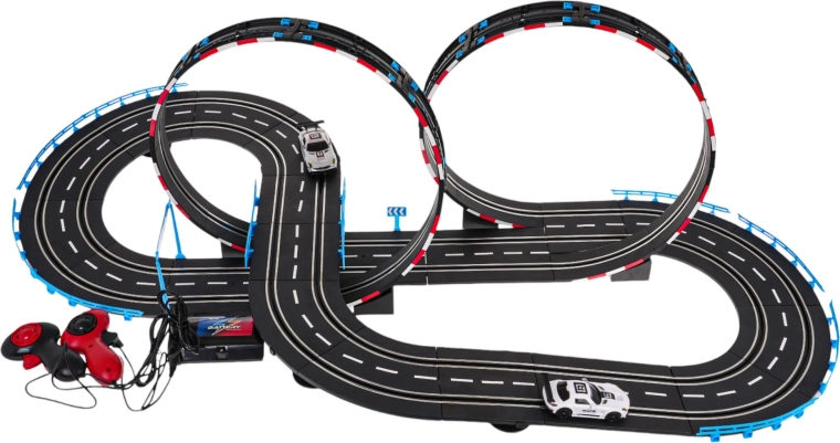 Dvojité loopingy a dynamická trať