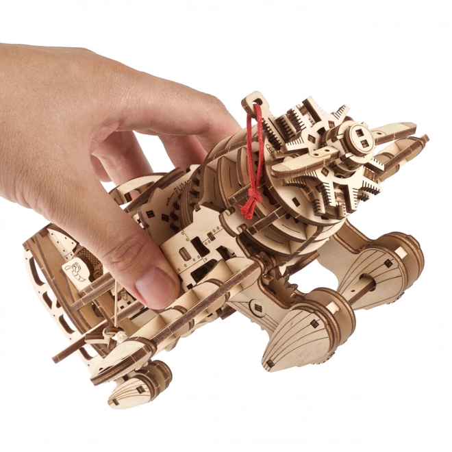 Dřevěné mechanické puzzle Letadlo Mad Hornet 3D od Ugears