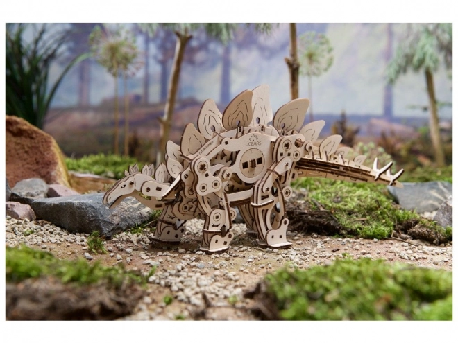 Dřevěné mechanické puzzle stegosaurus