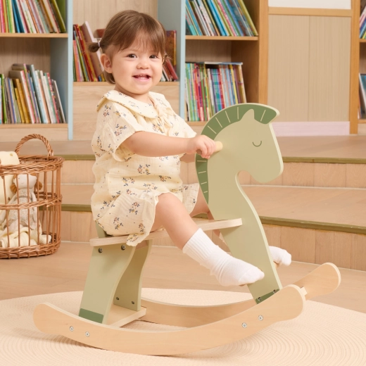 Podpora rovnováhy a sebedůvěry od 12 měsíců