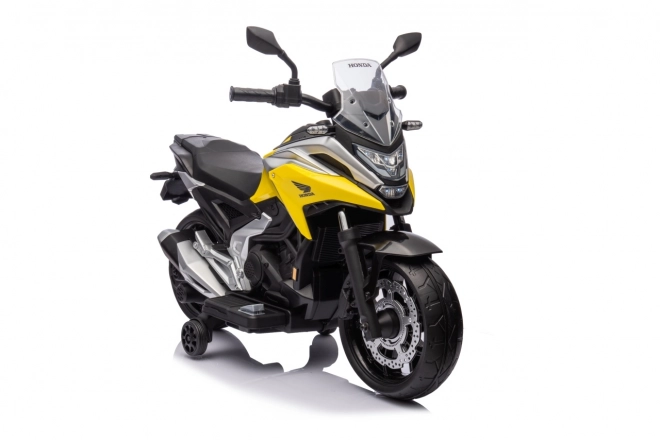 Motocykl Honda NC750X žlutý