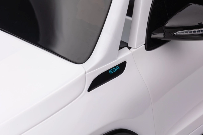 Elektrické auto Mercedes Benz EQA 250 bílé