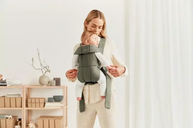 BABYBJORN MINI Tkané dětské nosítko, Tmavě zelená