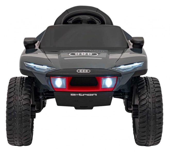 Audi RSQ E-TRON vozidlo Šedá