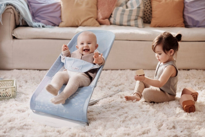 BABYBJORN - Lehátko BALANCE SOFT MESH - šedá/bílá – Modrá/bílá