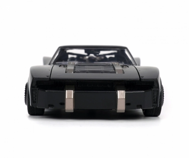Batmobil Batmana s figurkou 1:24