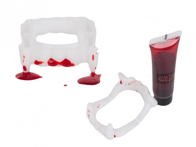 Sada falešných zubů a krve pro Halloween