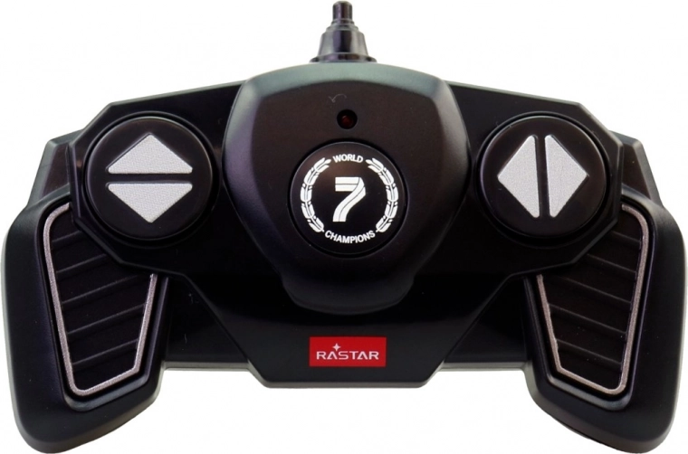 Intuitivní ovládání pro malé závodníky