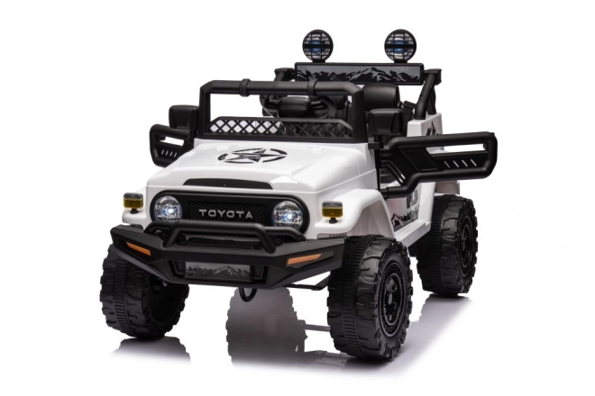 Toyota FJ White 4x4 Baterie Auto