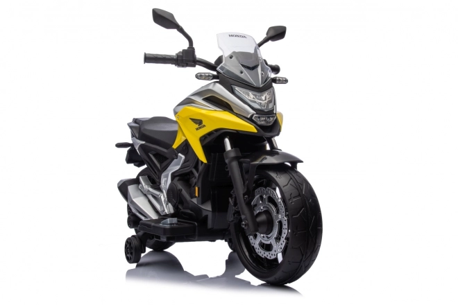 Motocykl Honda NC750X žlutý