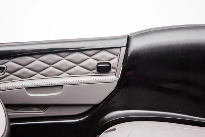 Elektrické dětské autíčko Bentley Mulsanne – Černá