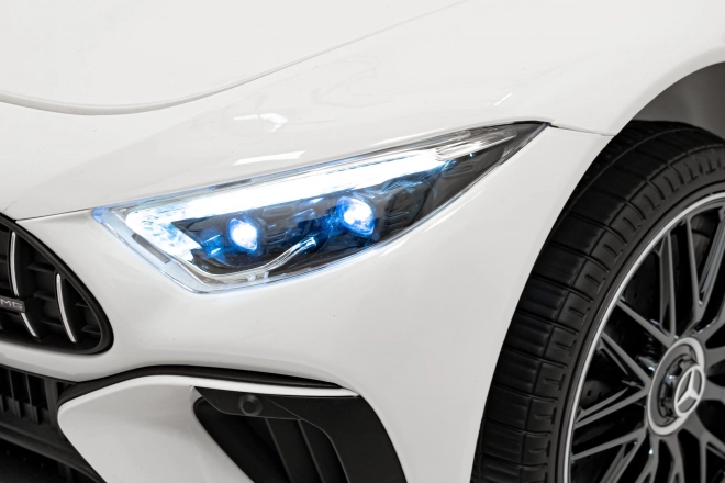 Vozidlo Mercedes Benz AMG SL63 – Bílá