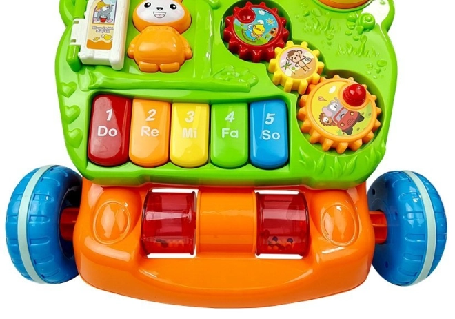 Interaktivní panel s 5klávesovým pianínkem