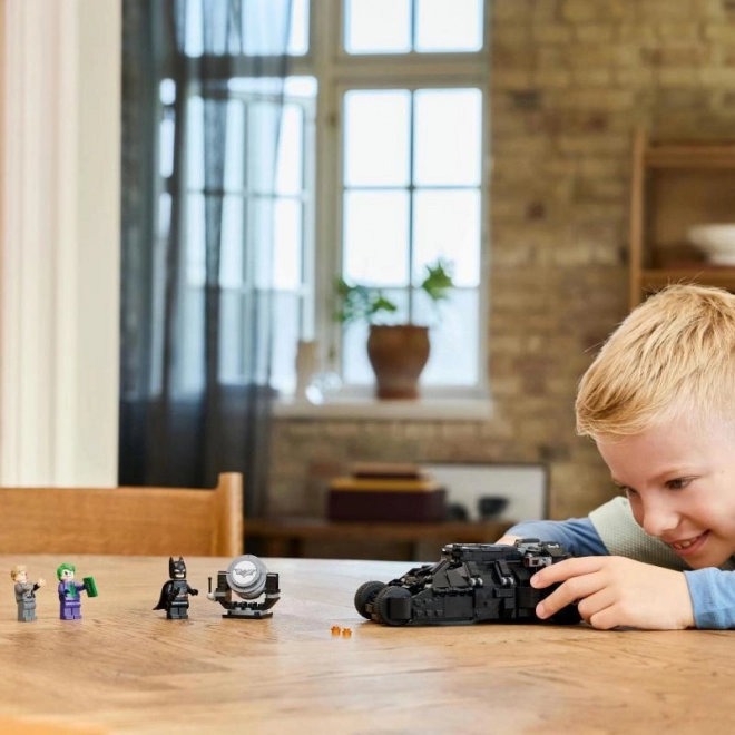 LEGO Super Heroes Tumbler Batmana proti Dvěma Tvářím a Jokerovi