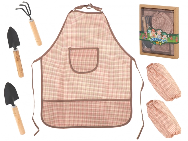 Výkonná LED svítilna s taktickým designem