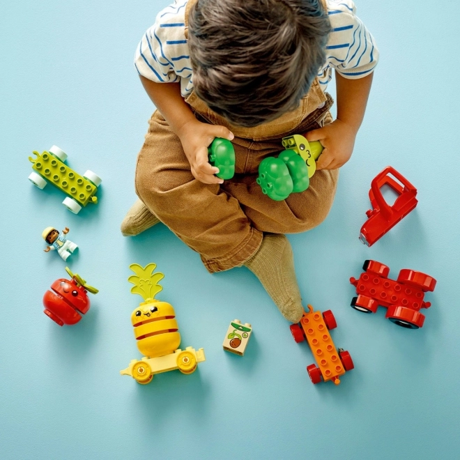 Traktor s ovocem a zeleninou DUPLO